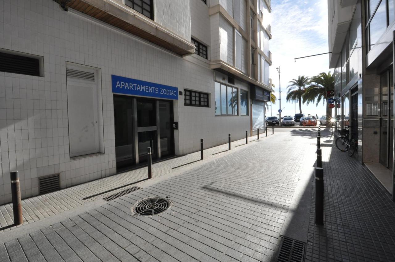 Apartamento Gloria Lloret de Mar Luaran gambar